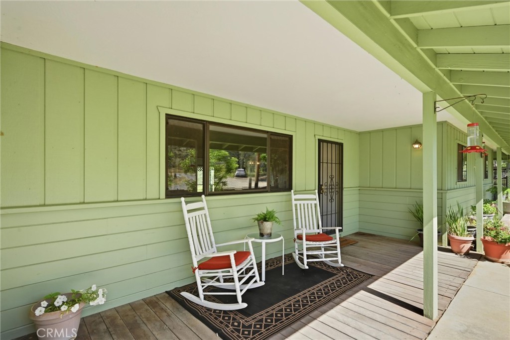 8155 Sulphur Creek Rd Property Photo 2