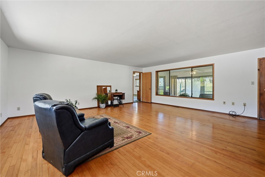 8155 Sulphur Creek Rd Property Photo 8