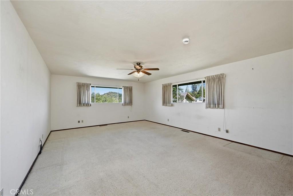 8155 Sulphur Creek Rd Property Photo 20