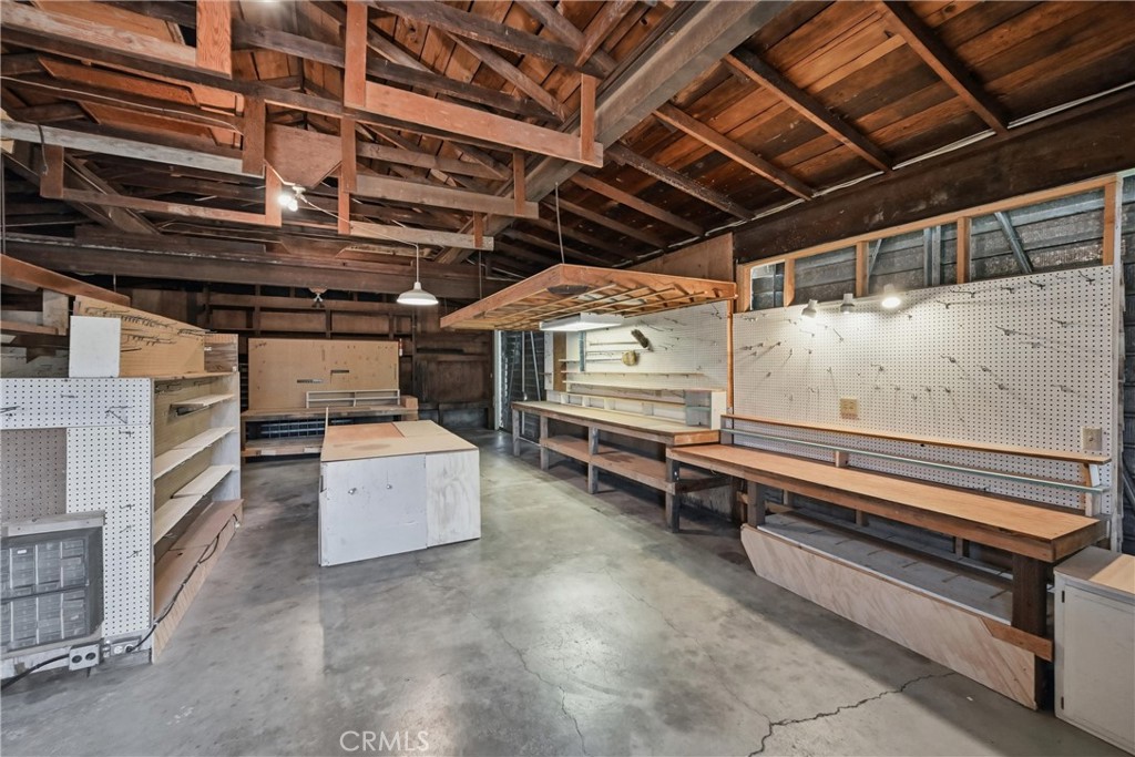 8155 Sulphur Creek Rd Property Photo 25