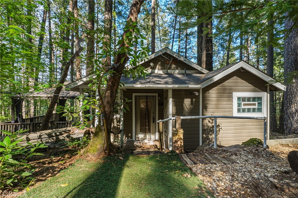 16179 Madrone Property Photo 1