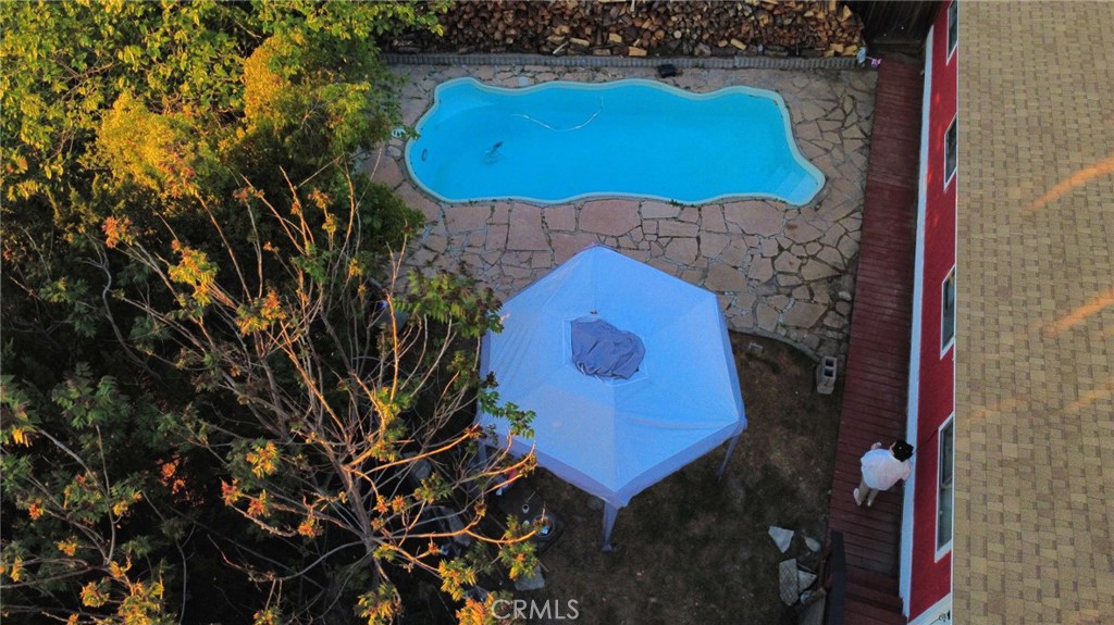 4047 Foothill Property Photo 12