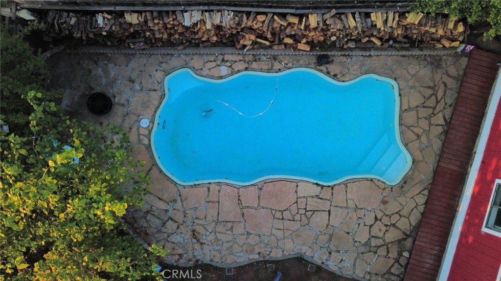 4047 Foothill Property Photo 14