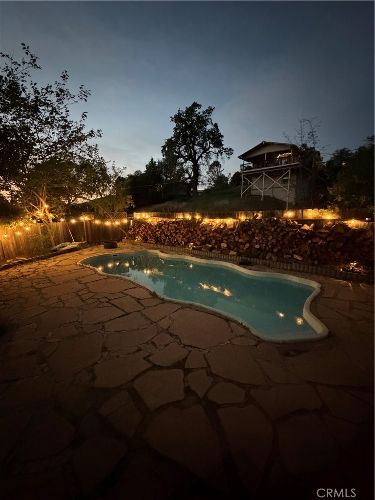 4047 Foothill Property Photo 20