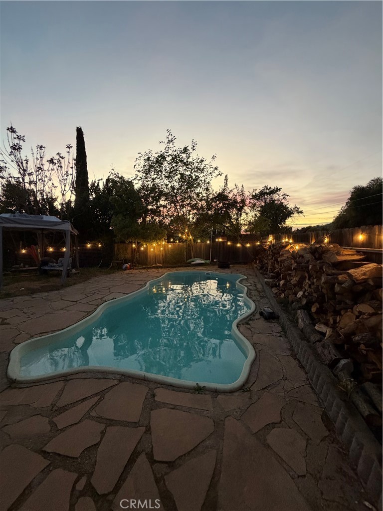 4047 Foothill Property Photo 32