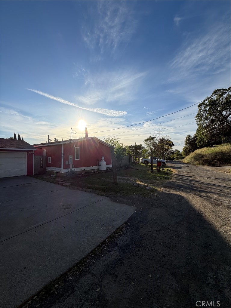 4047 Foothill Property Photo 45