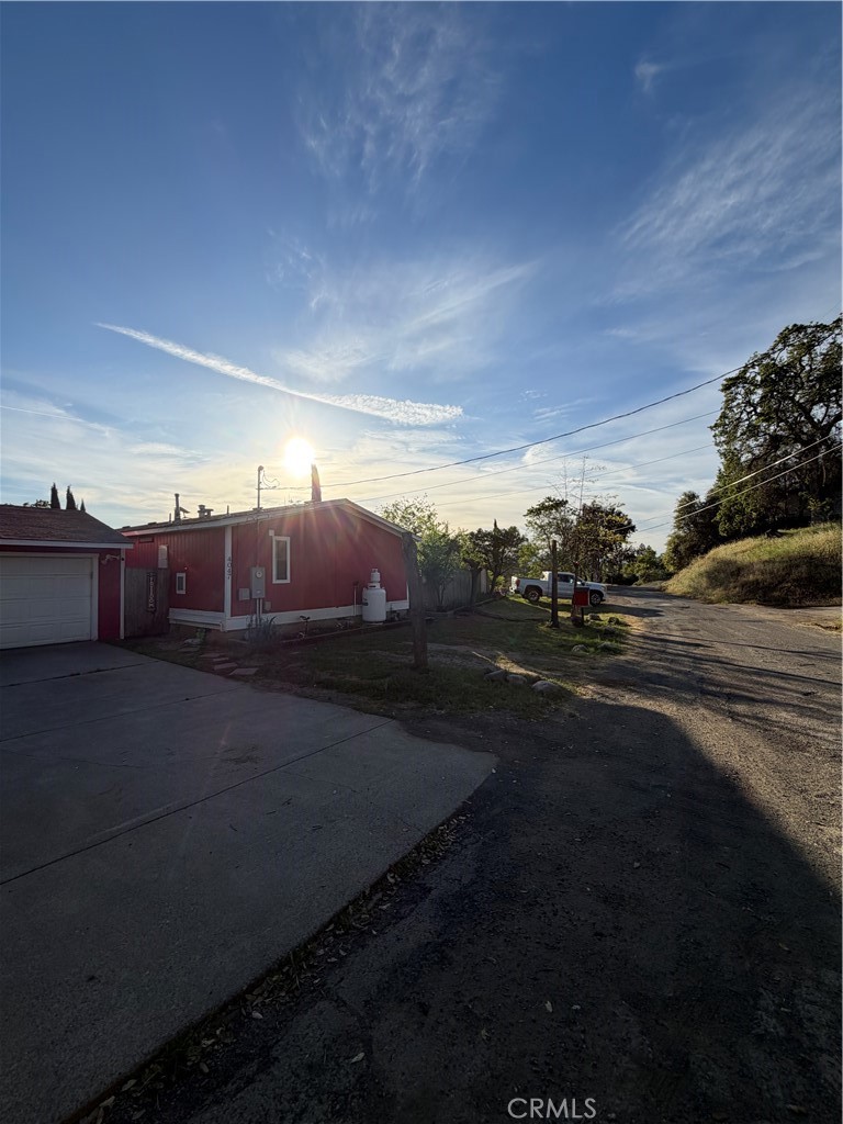 4047 Foothill Drive Property Photo 45