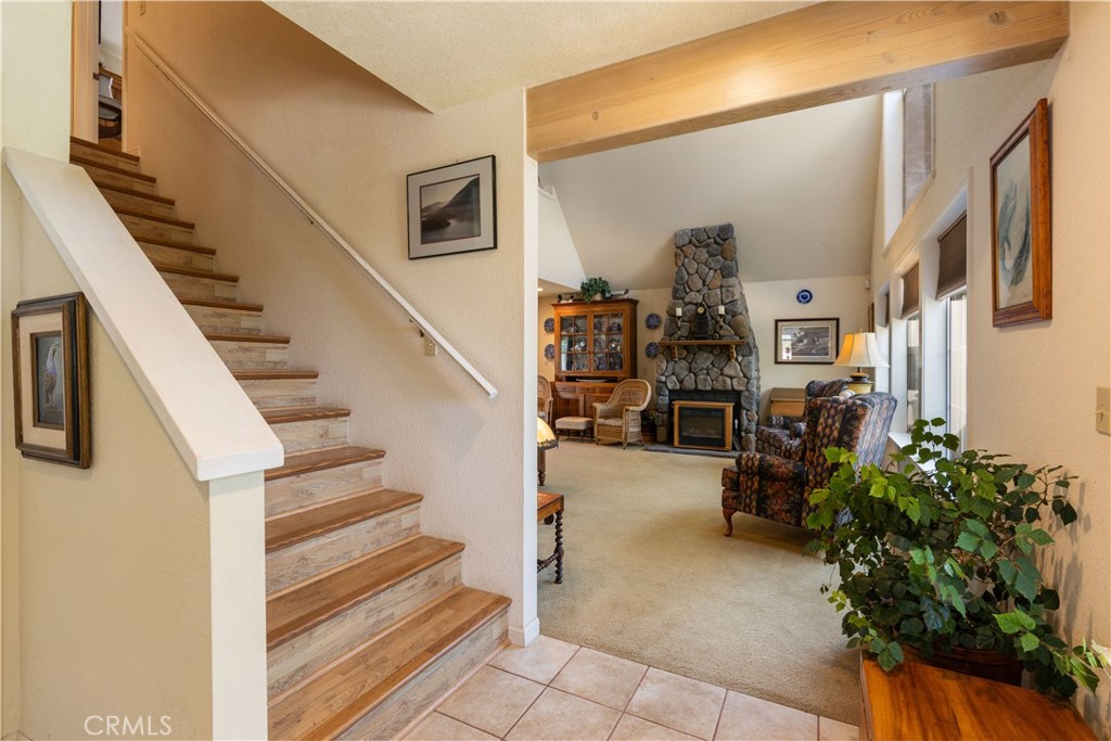 1940 Westlake Drive Property Photo 12