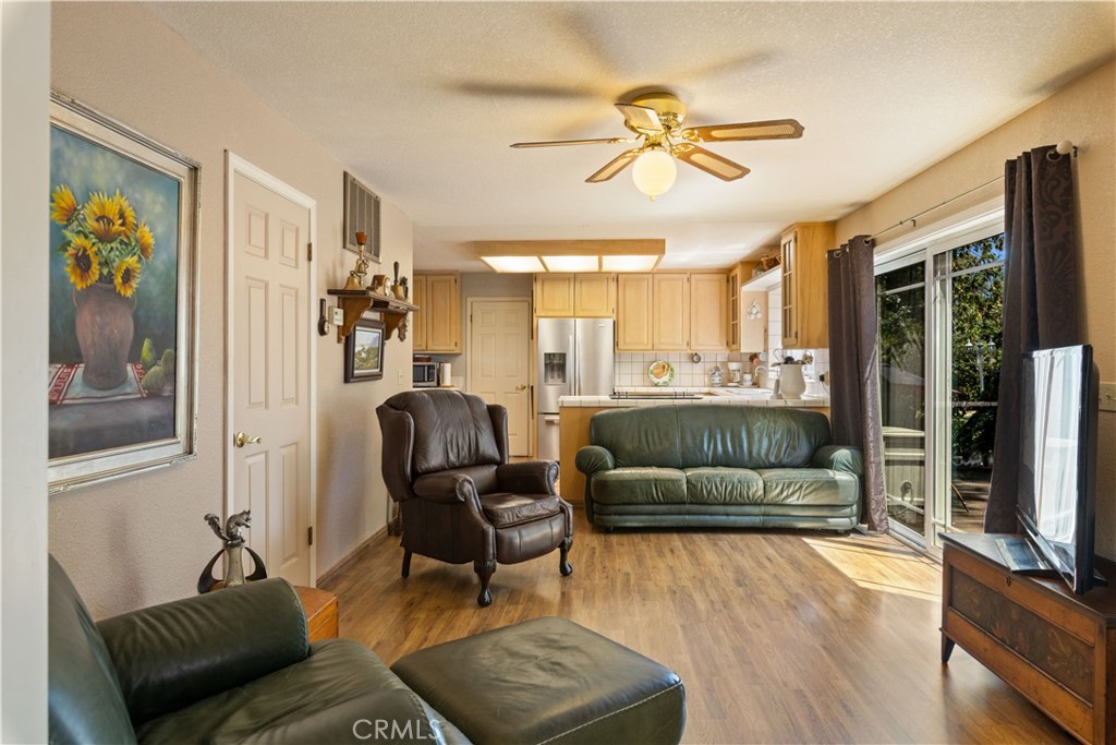 1940 Westlake Drive Property Photo 17