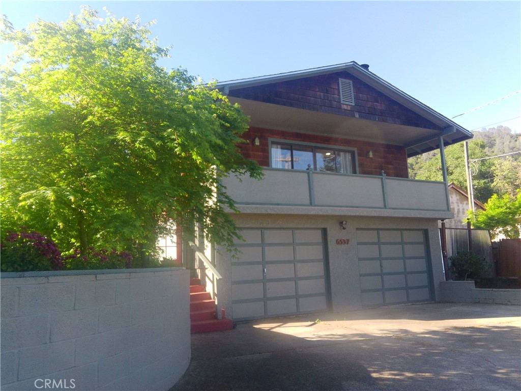 6537 Forestview Dr Property Photo 1