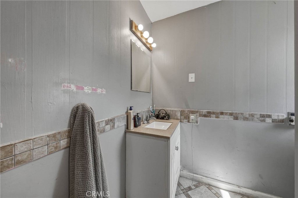3676 Madrone Property Photo 12