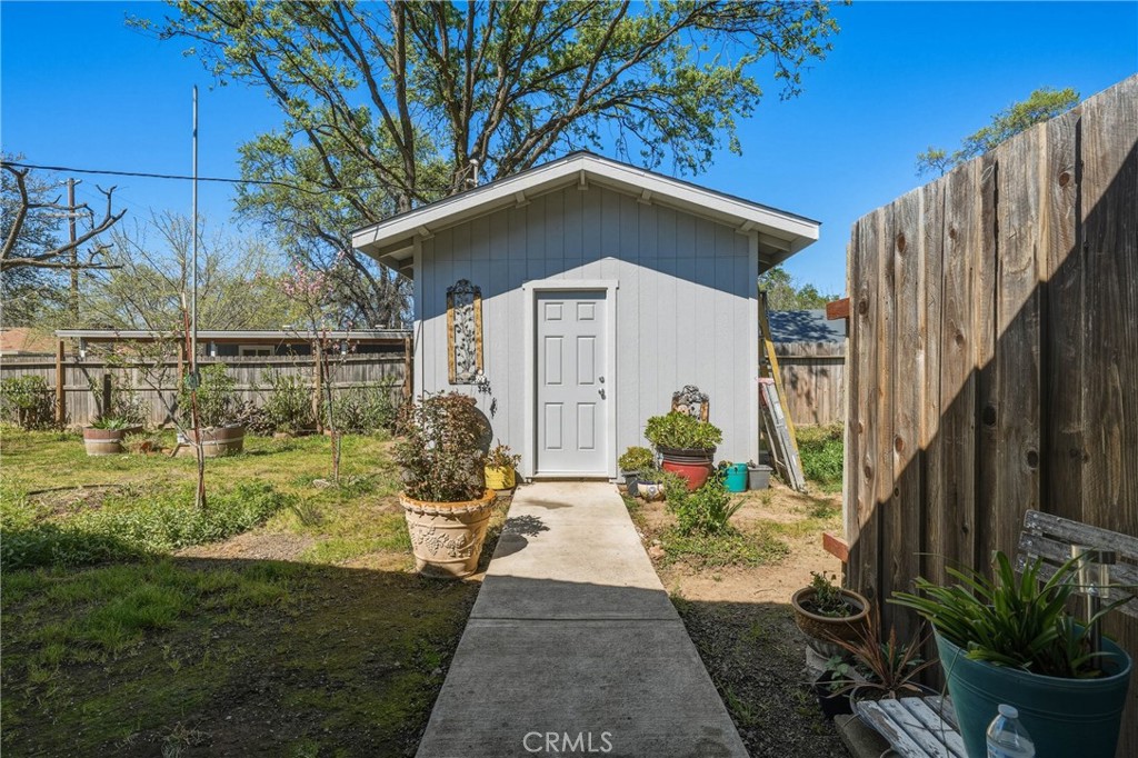 3676 Madrone Property Photo 16