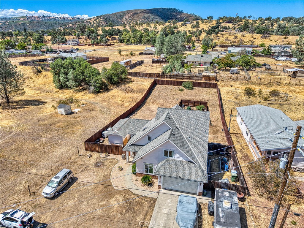 2920 Meadow Creek Road Property Photo 1