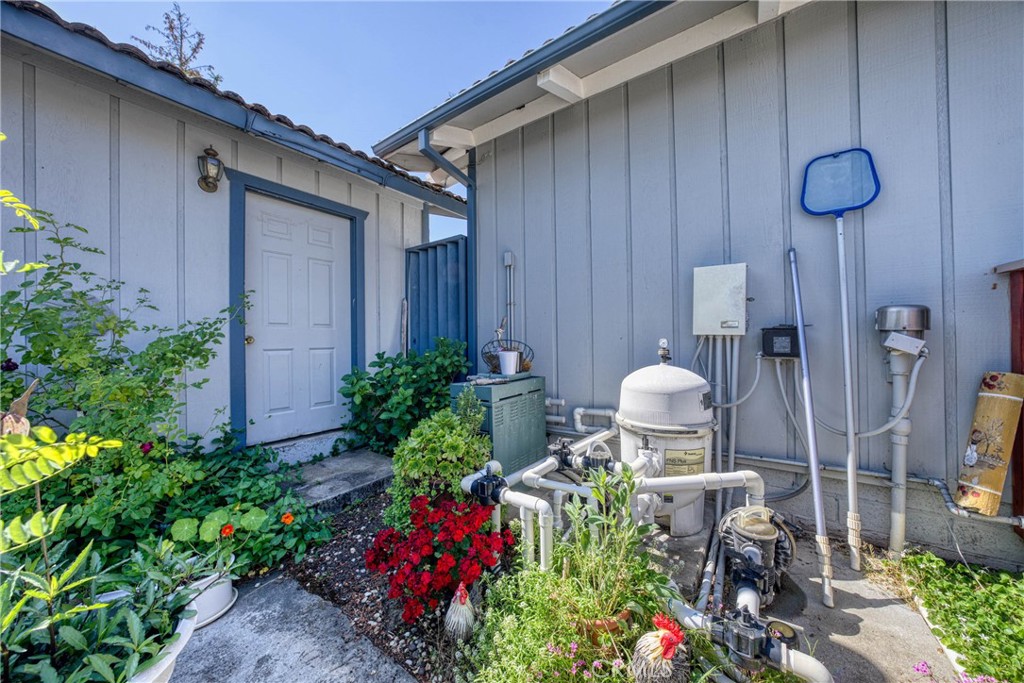 460 Lake Vista Drive Property Photo 11