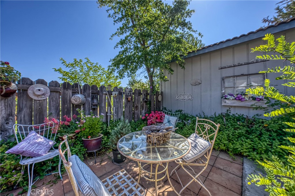 460 Lake Vista Drive Property Photo 17