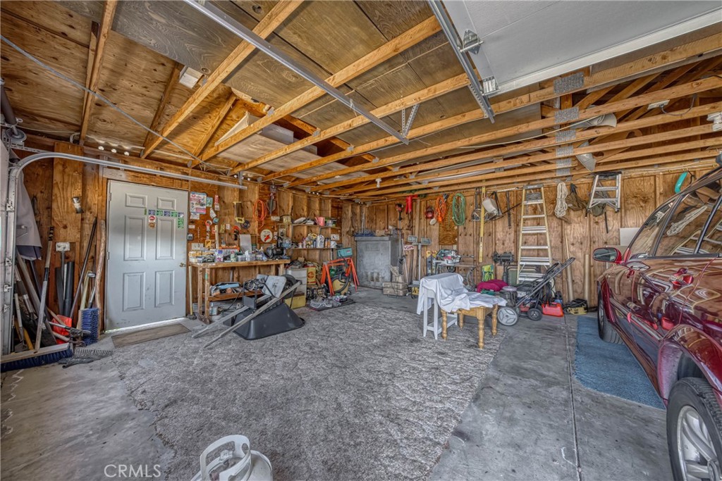 460 Lake Vista Drive Property Photo 33