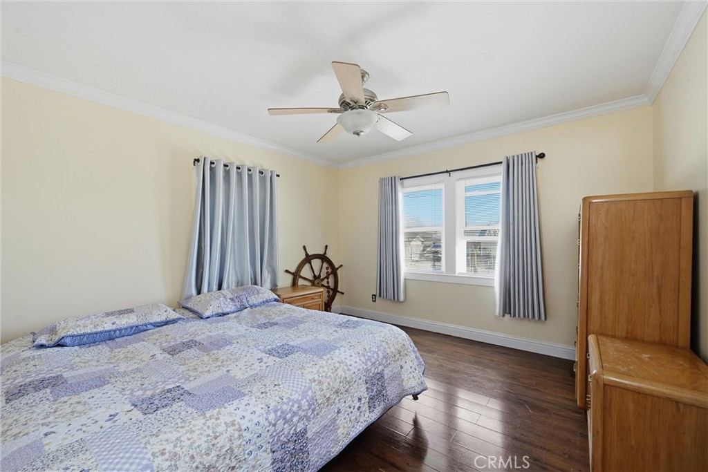 3440 Beach Property Photo 12