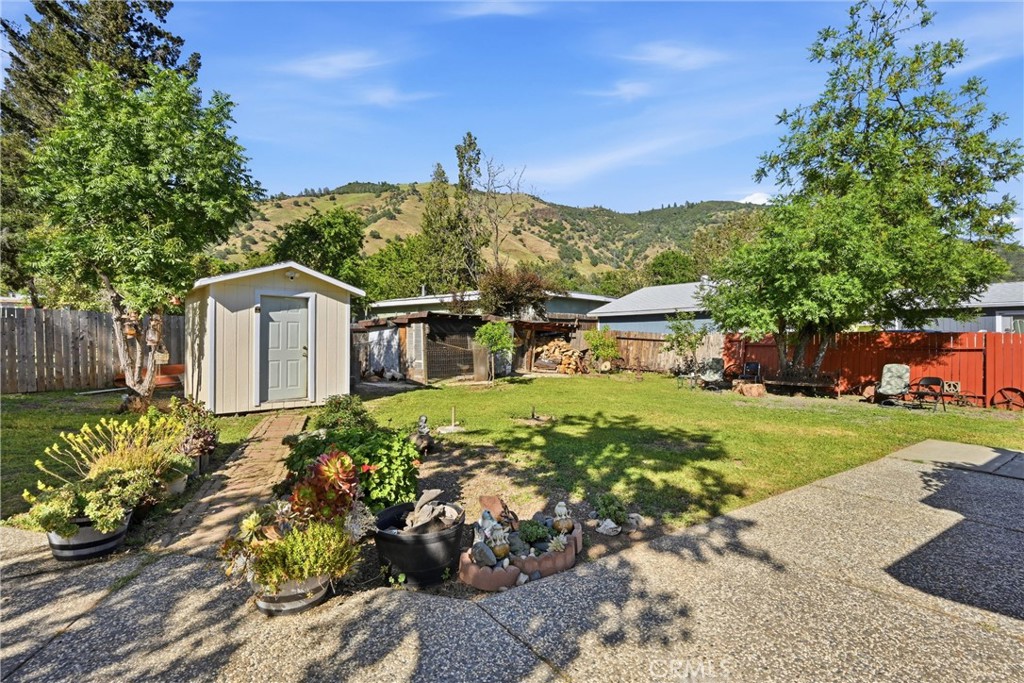 3440 Beach Property Photo 21