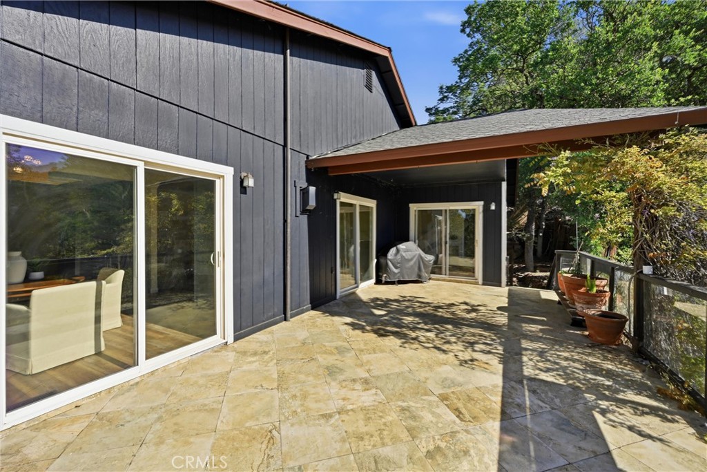 19345 Moon Ridge Property Photo 7