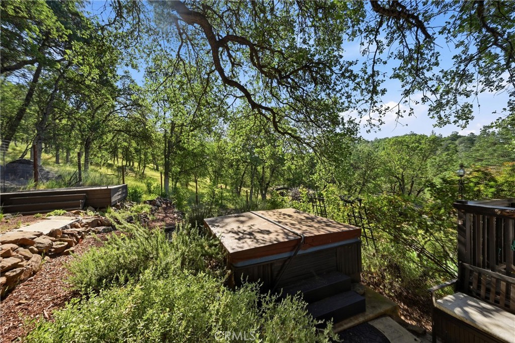 19345 Moon Ridge Property Photo 9