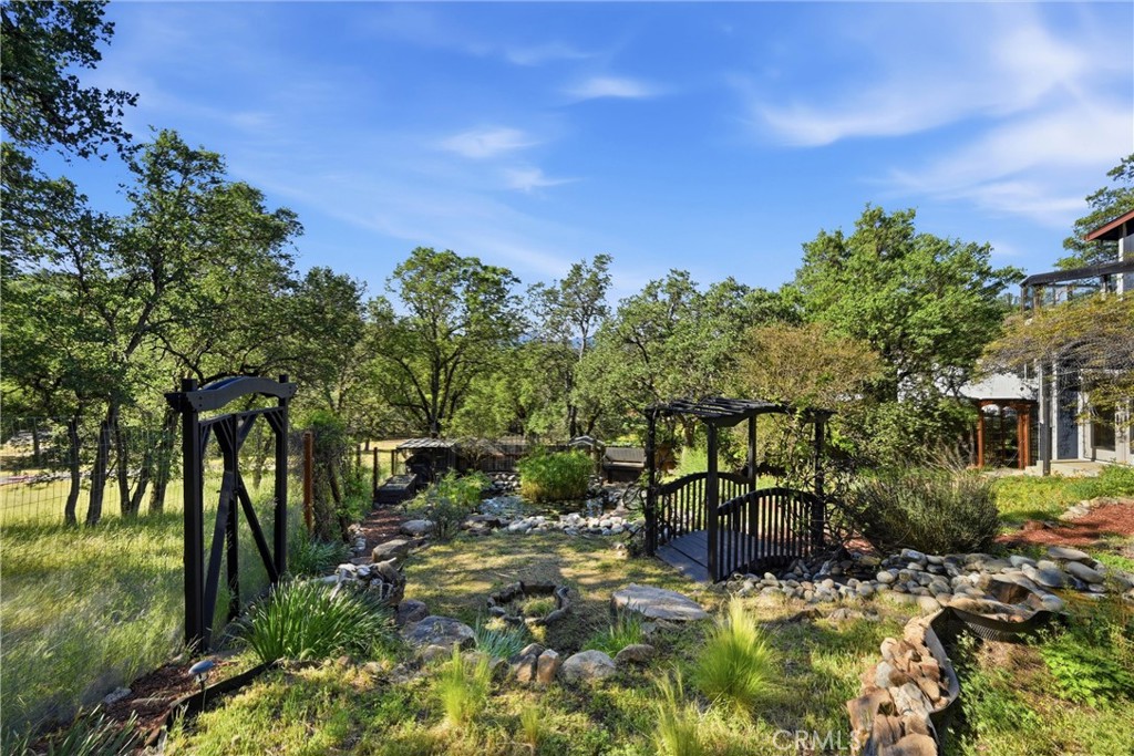 19345 Moon Ridge Property Photo 13