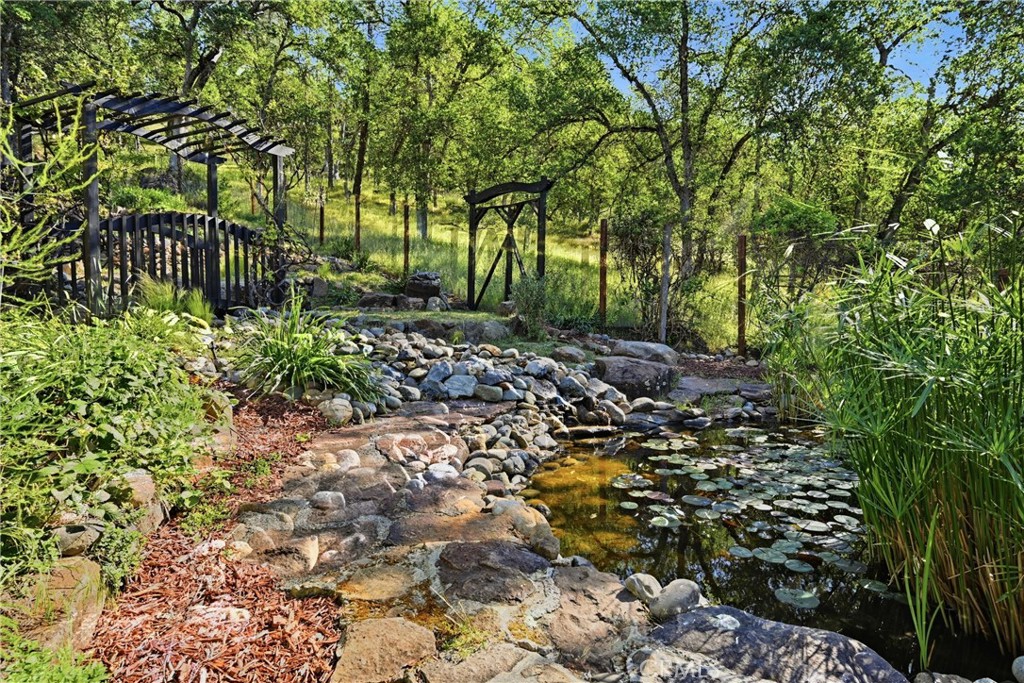 19345 Moon Ridge Property Photo 19