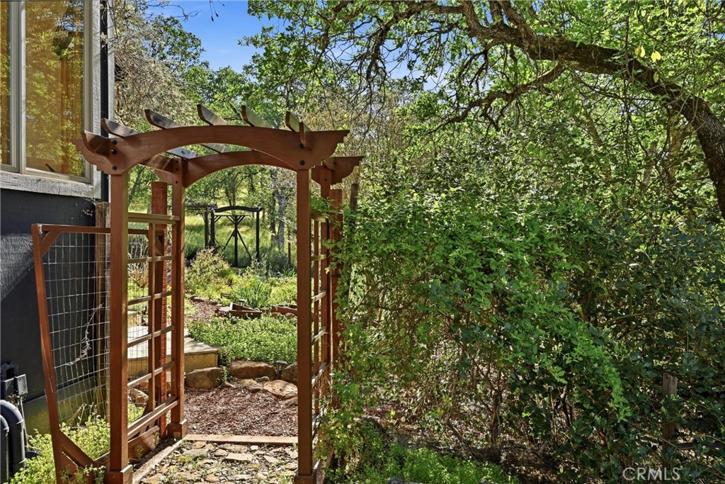 19345 Moon Ridge Property Photo 23