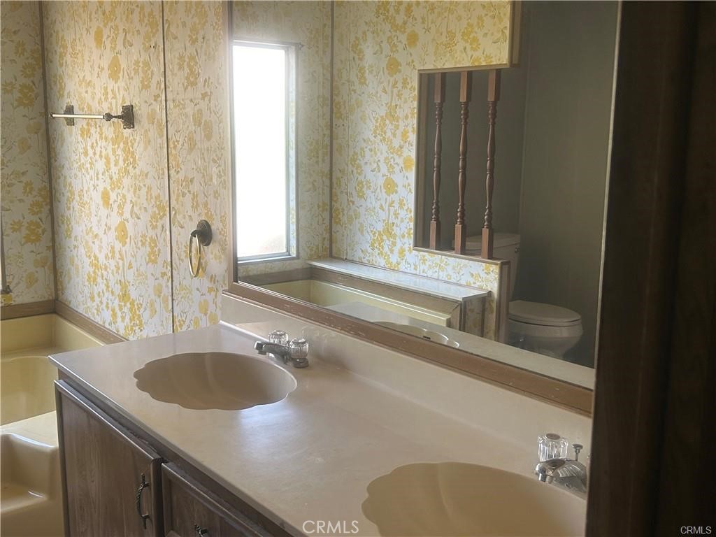 6773 Sayre Property Photo 9