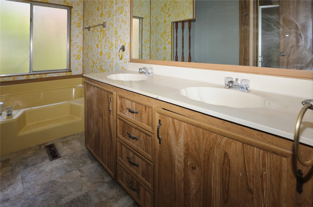 6773 Sayre Property Photo 30