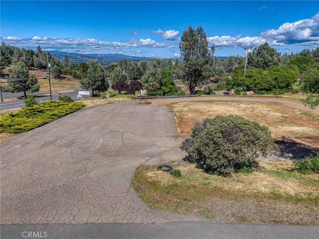 9700 State Highway 281 Property Photo 1