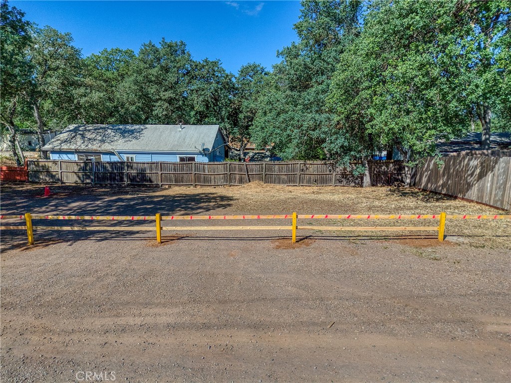 15428 Pacific Property Photo 2