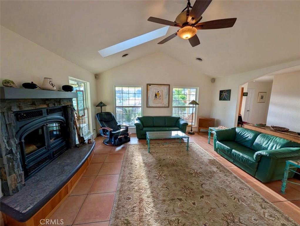 6675 Kelsey Creek Drive Property Photo 4
