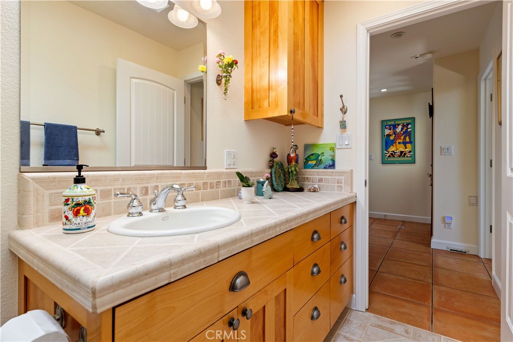 6675 Kelsey Creek Drive Property Photo 16