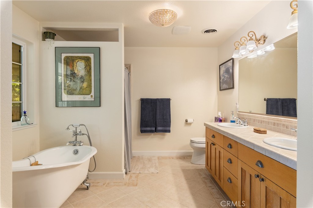 6675 Kelsey Creek Drive Property Photo 20