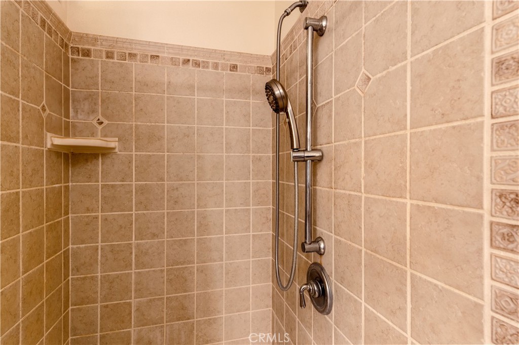 6675 Kelsey Creek Drive Property Photo 21