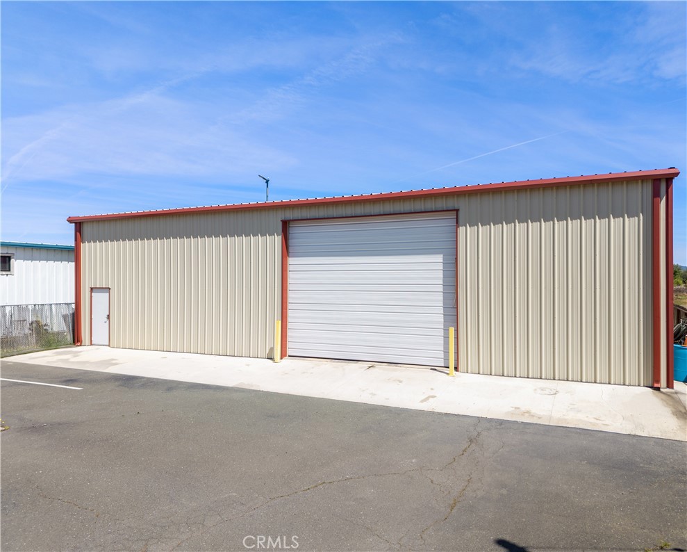 2480 S Main Property Photo 4