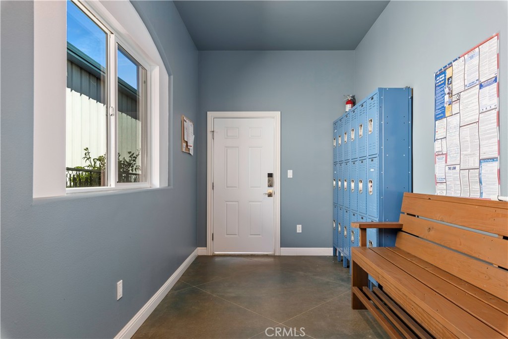 2480 S Main Property Photo 17