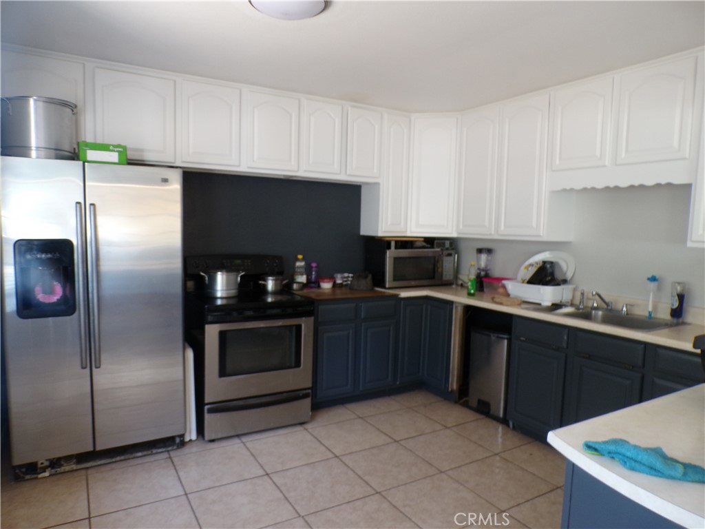 5598 Brown Property Photo 2