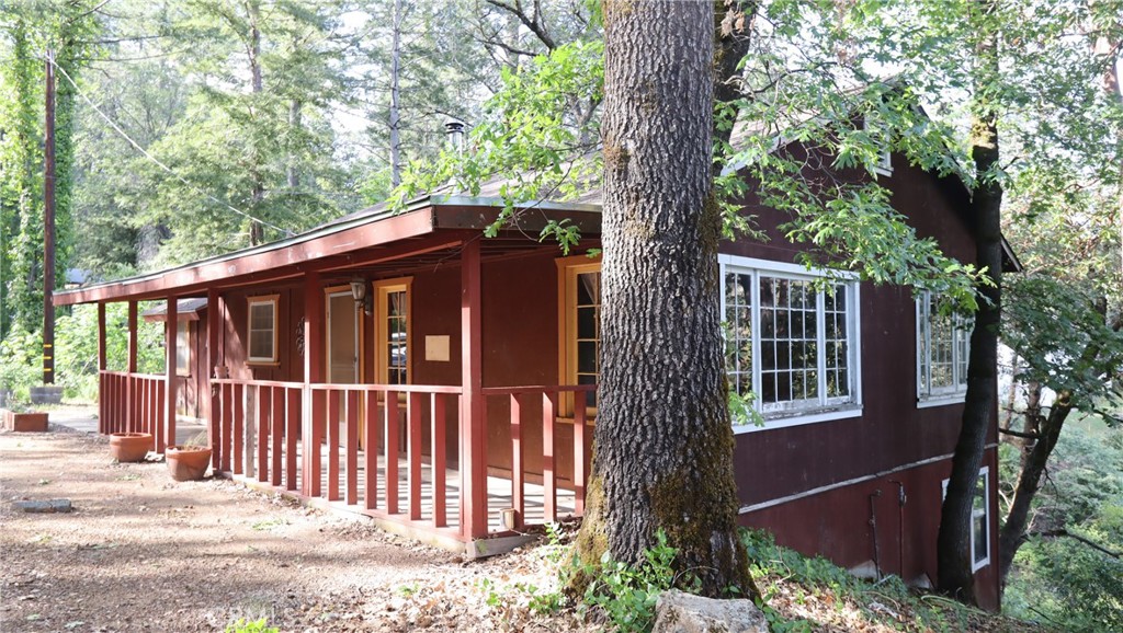 17327 Bay Leaf Road Property Photo 3