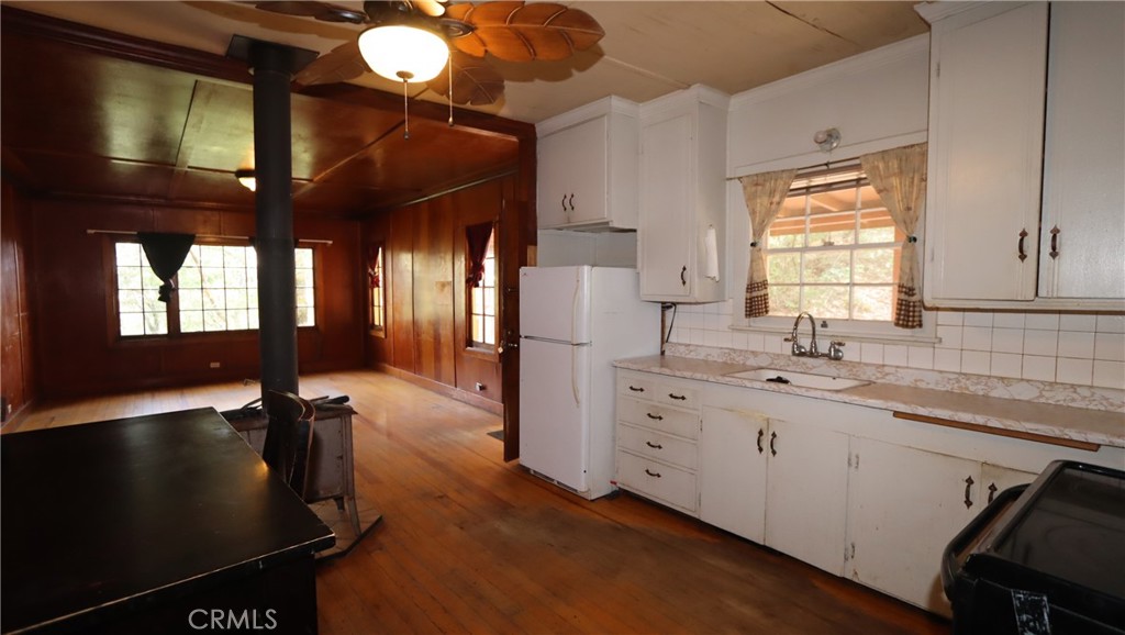 17327 Bay Leaf Road Property Photo 9