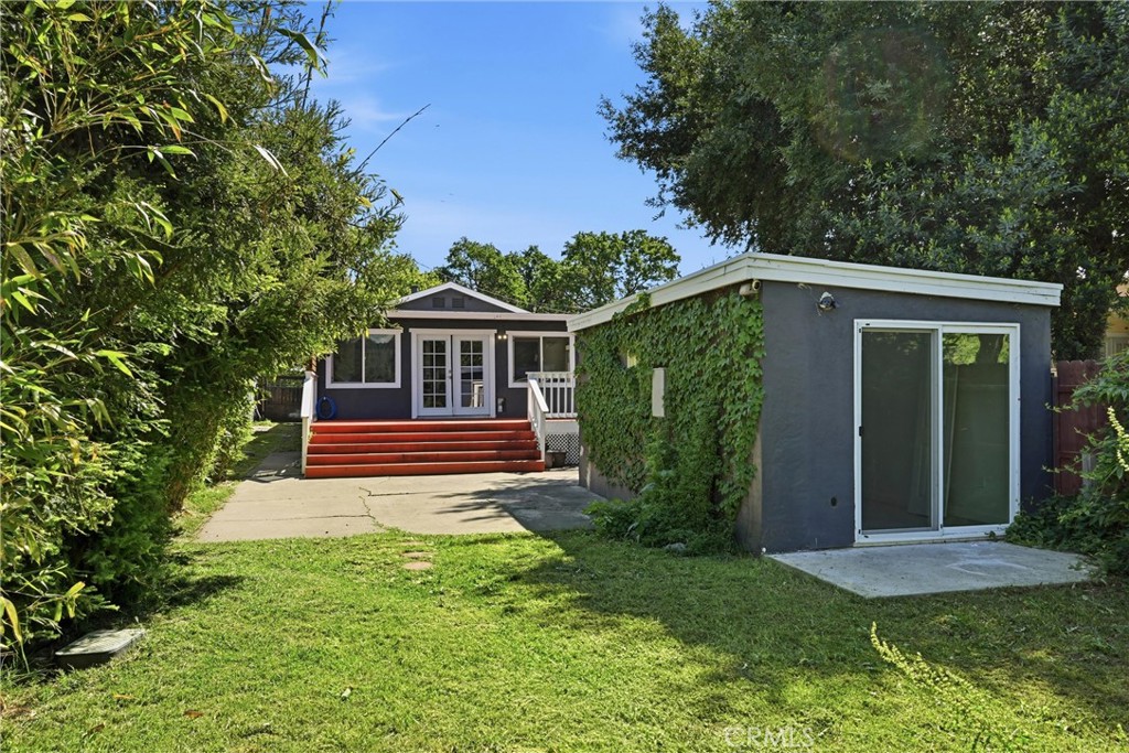 6025 Front Property Photo 25