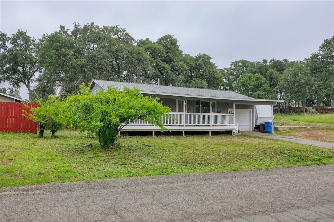 15940 32nd Property Photo 1
