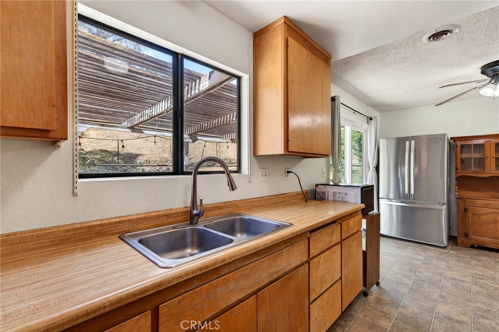 2888 Meadow Creek Property Photo 7