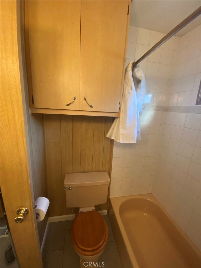 5595 Huron Avenue Property Photo 4