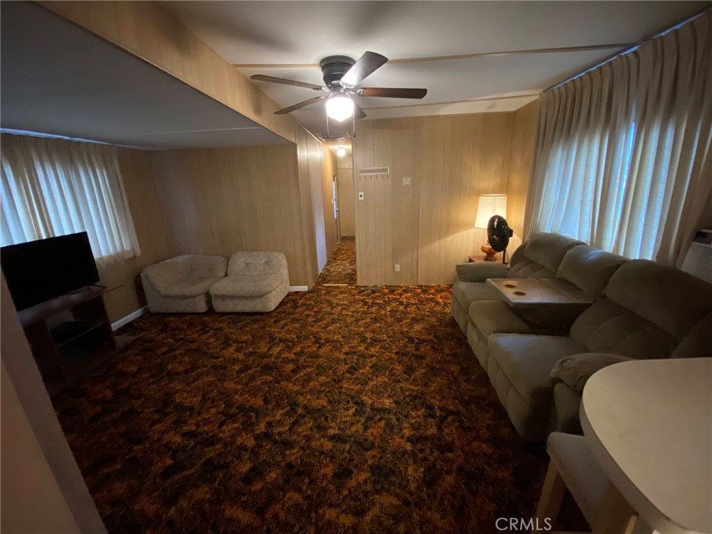 5595 Huron Avenue Property Photo 8