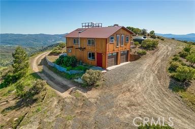 864 Watertrough Road Property Photo 3