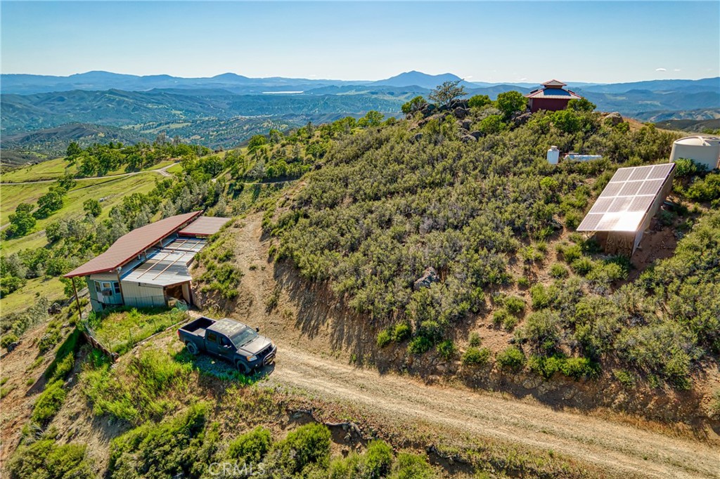 864 Watertrough Road Property Photo 39