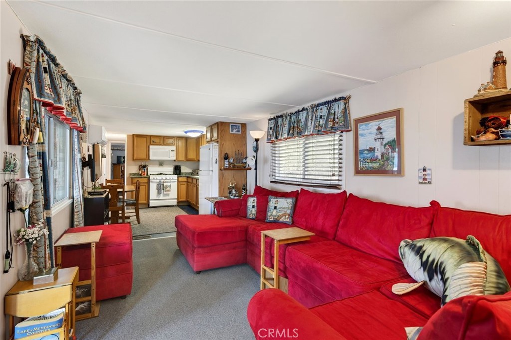 11421 Lakeshore Property Photo 11
