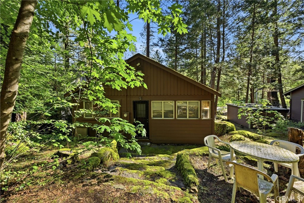 16221 Bottle Rock Property Photo 6