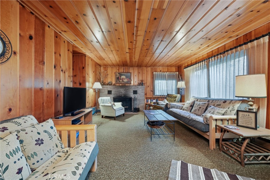 16221 Bottle Rock Property Photo 12